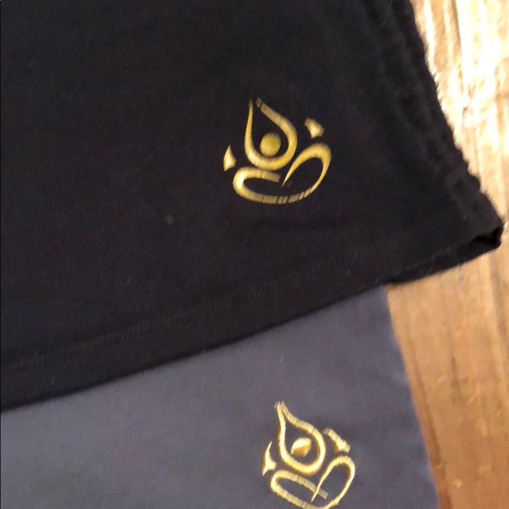 2 used Shakti bikram yoga bottoms- nice condition - Picture 3 of 8